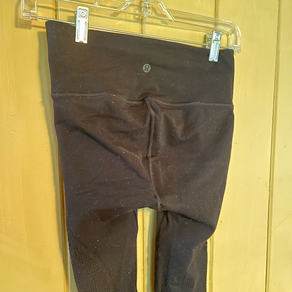 Lululemon, black, mesh full length legging, size 4/6 - Picture 2 of 6